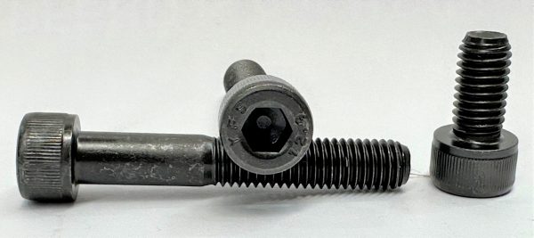 10-24 x 1-3/4 Socket Hd Cap Screw Plain